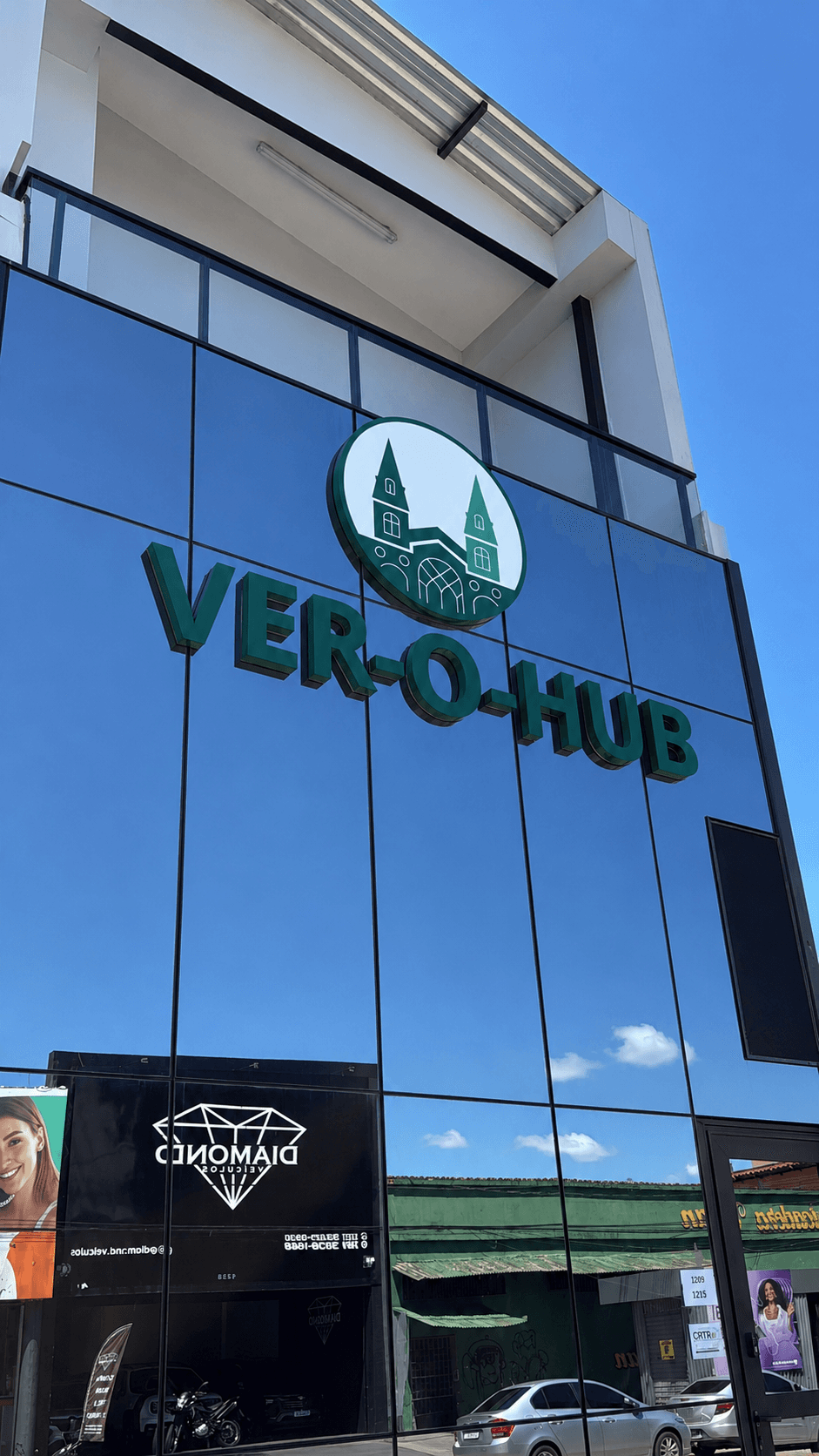 Fachada do VER-O-HUB
